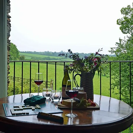 Lodge Trethella Farm
